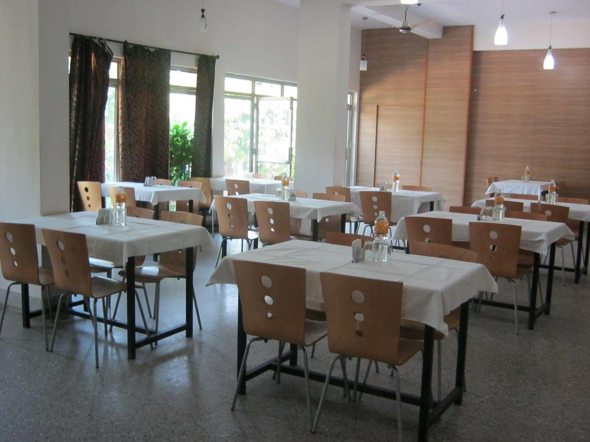 Kstdc Hotel Mayura Kauvery Krs Hosa Kannambadi Экстерьер фото